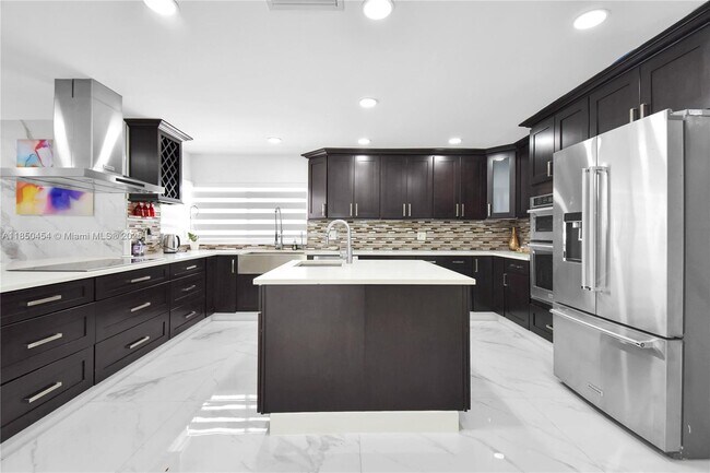 Building Photo - 18300 SW 48th St