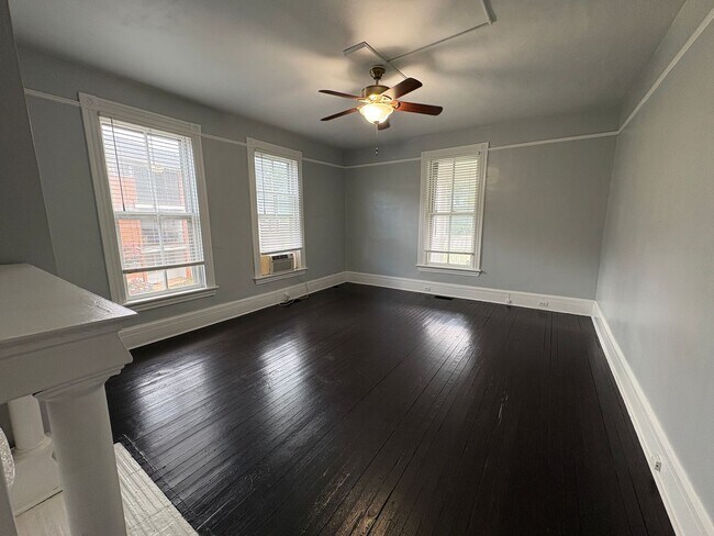 Building Photo - 2461 Rivermont Ave