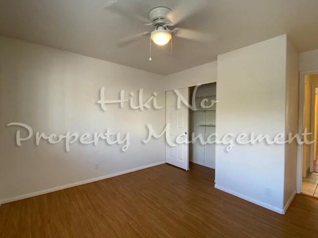 Building Photo - 75-6081 ALII DR, Apt D103