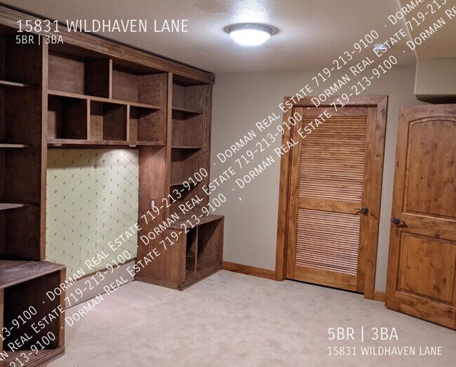 Building Photo - 15831 Wildhaven Ln