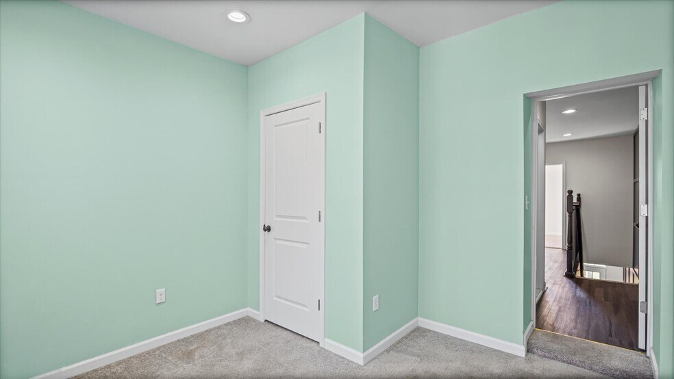 Building Photo - 2308 Druid Park Dr