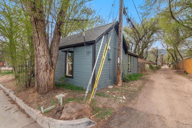 Building Photo - 3602 W Colorado Ave