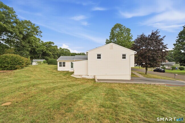 Building Photo - 29 Lowery Dr
