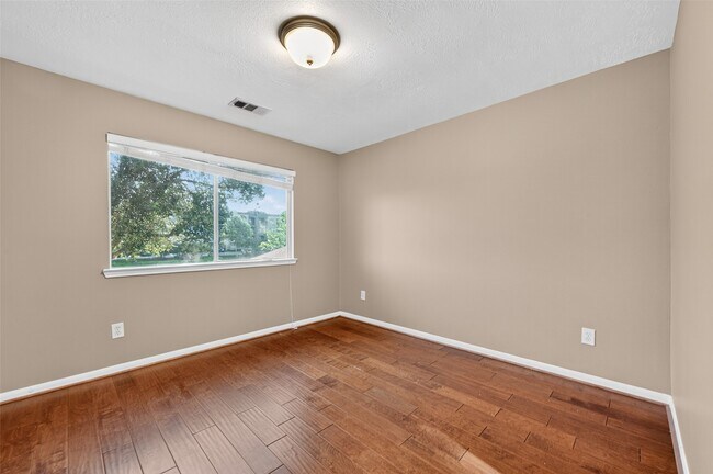 Building Photo - 1719 Park Harbor Estates Dr