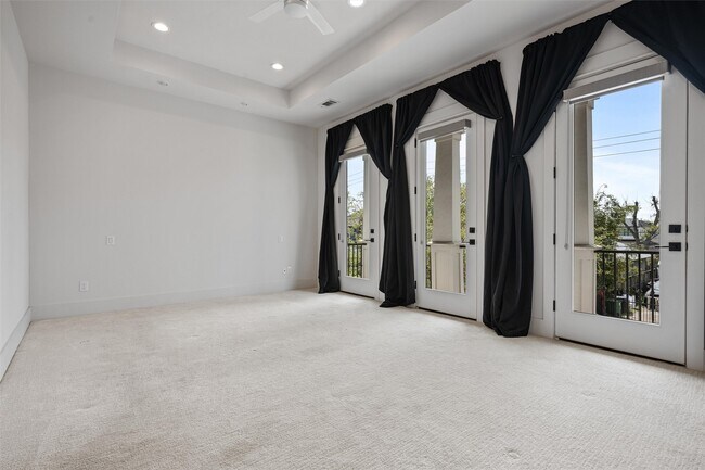 Building Photo - 1136 Adele St