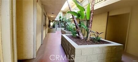 Building Photo - 420 Redondo Ave