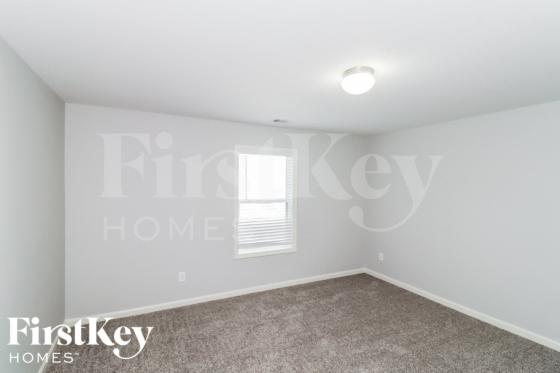 Building Photo - 84 Ivey Meadow Dr