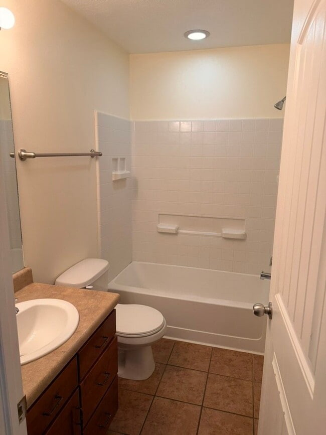 Building Photo - 4510 Stone Creek Rd