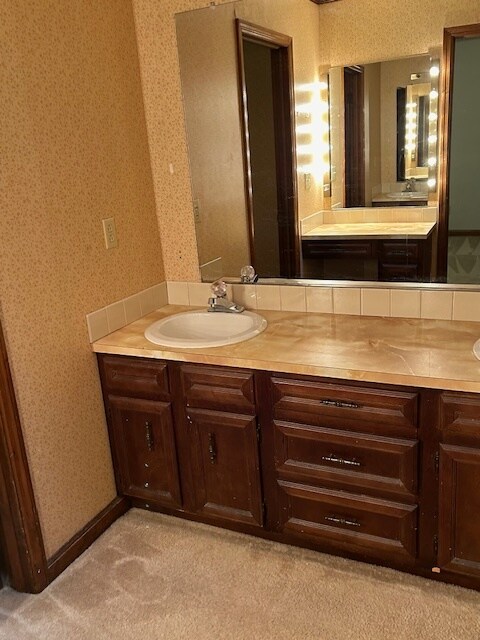 Building Photo - 704 Aspen Trl