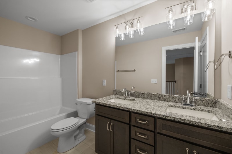 Building Photo - 1908 Gracie Bug Lp