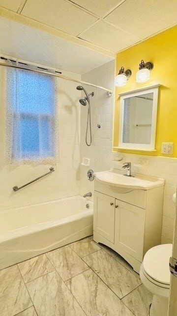 Building Photo - 218 Wachusett St