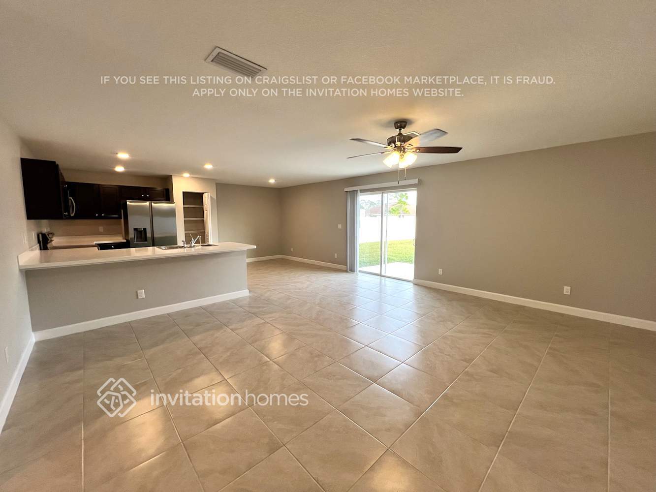 Building Photo - 2677 SW Fair Isle Rd