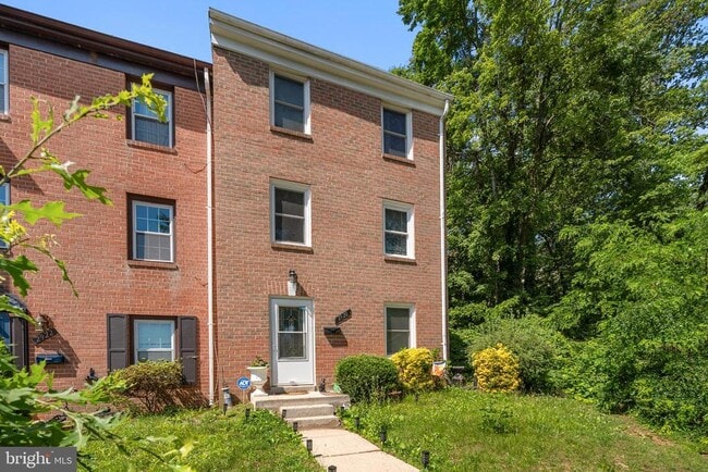 Building Photo - 2920 Wetherburn Ct