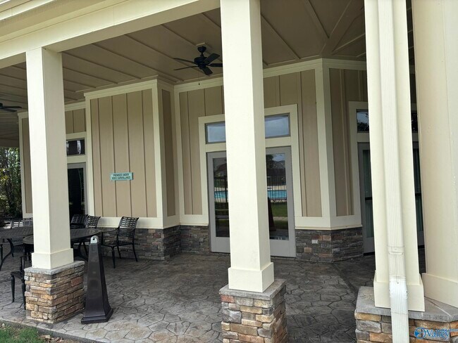 Building Photo - 127 Princewater Dr