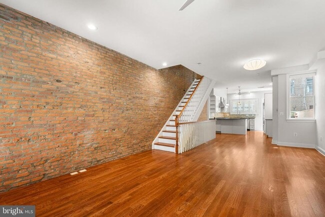 Building Photo - 751 S Marvine St