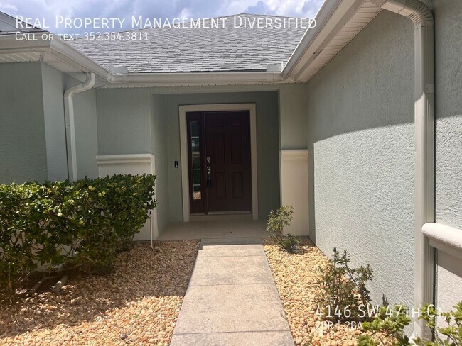 Building Photo - 4146 SW 47th Ct