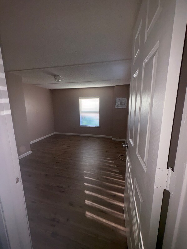 Building Photo - 15 Little Ln