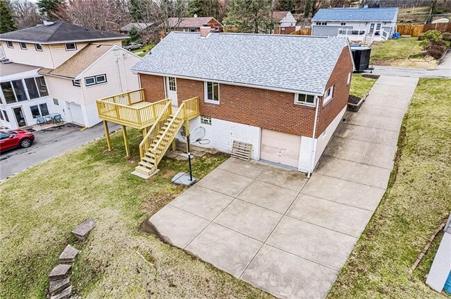 Areal Back View - 613 Springdale Dr