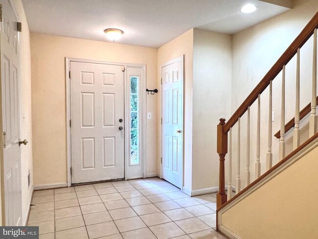 Building Photo - 15720 Palermo Terrace