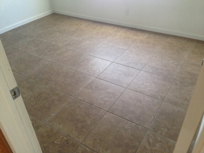 Building Photo - 6589 Palo Verde Ave