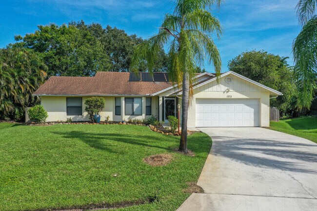 Building Photo - 1273 SW Albenga Ave