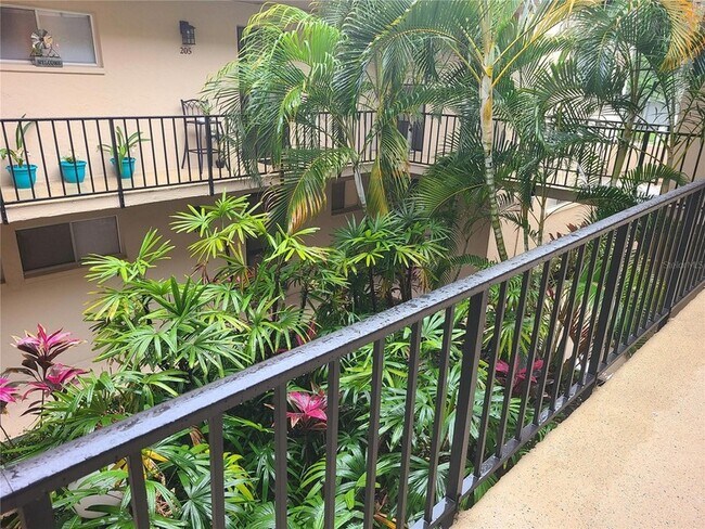 Building Photo - 2763 Woodgate Ln