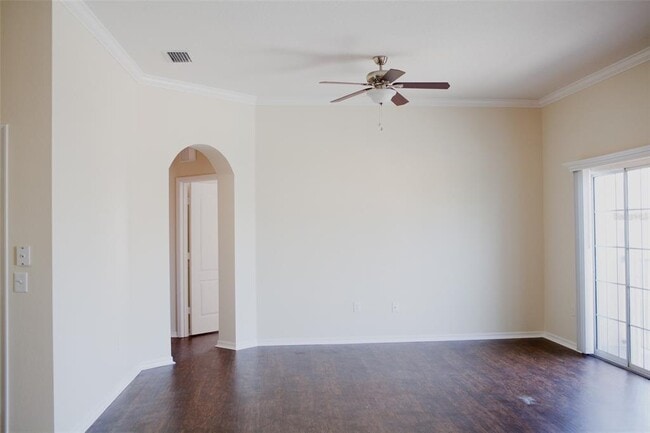 Building Photo - 1546 Broken Oak Dr