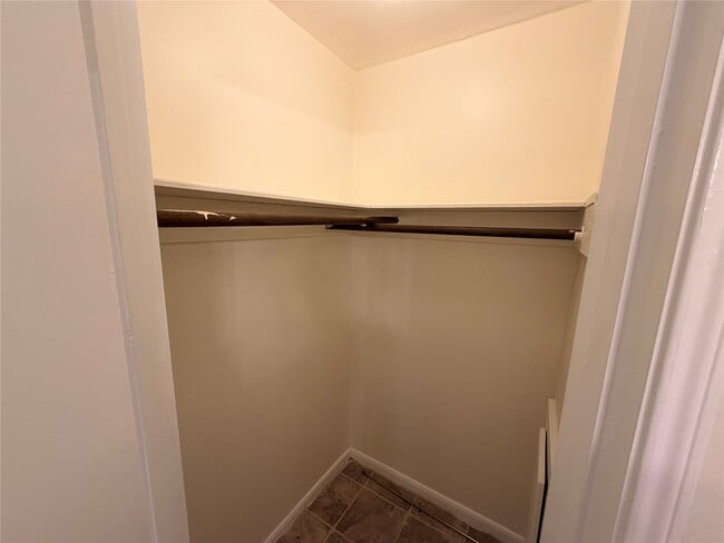 Building Photo - 1367 Gentle Bend Dr