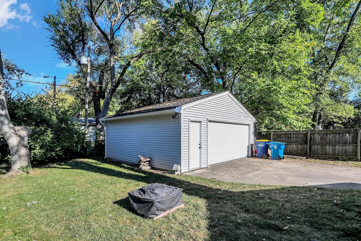 Building Photo - 5311 Crittenden Ave