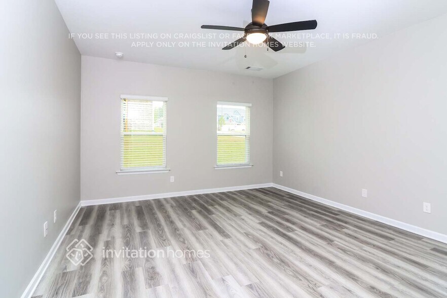 Building Photo - 3121 Azteca Wy