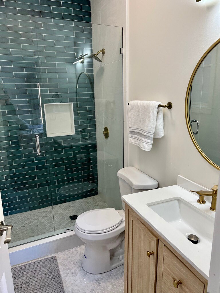 Building Photo - 2212 W Huron St