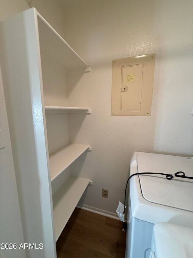 Building Photo - 2020 W Union Hills Dr