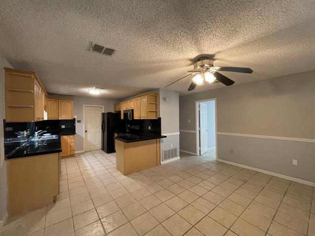 Building Photo - 112 Plainview Dr