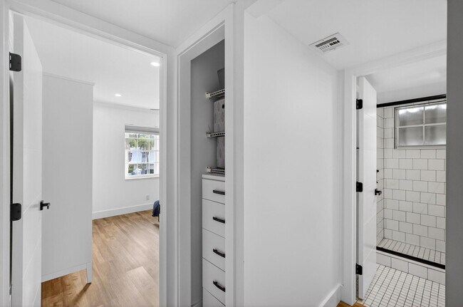 Building Photo - 1210 Sugar Sands Blvd