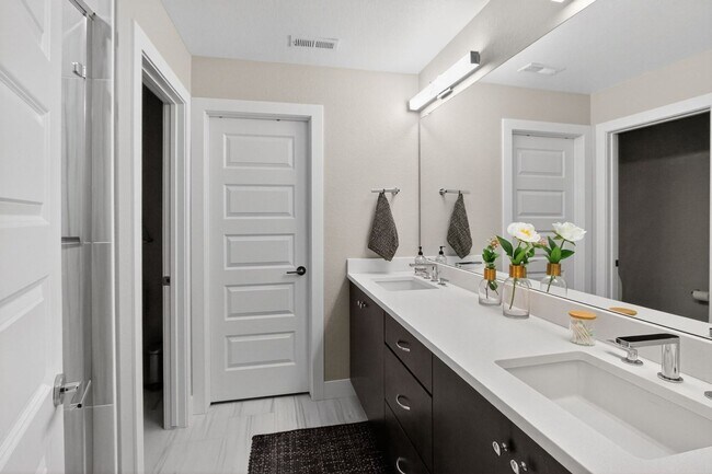 Building Photo - 16370 Alzere Pl