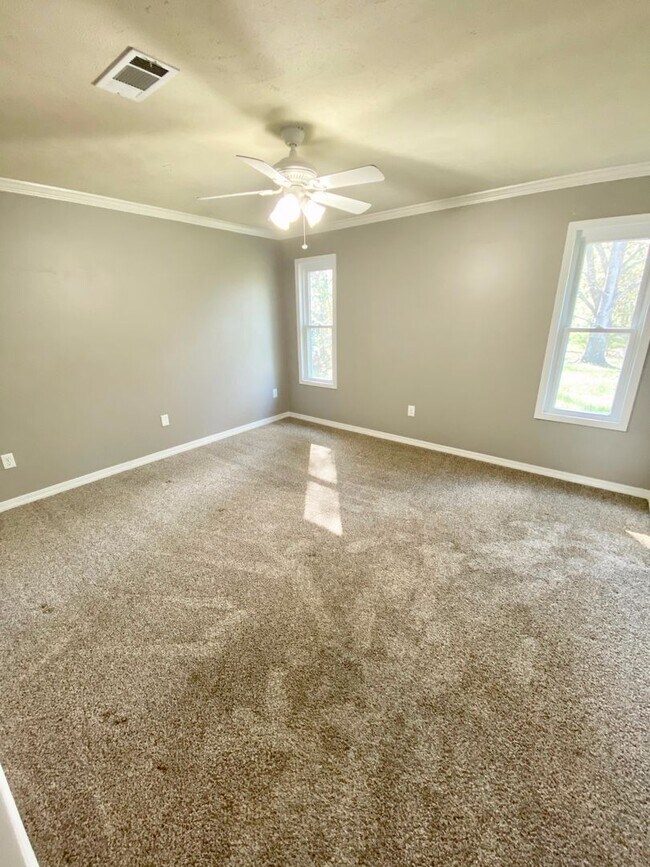 Building Photo - 3 bed, 2 bath in the Heart of Ridgeland