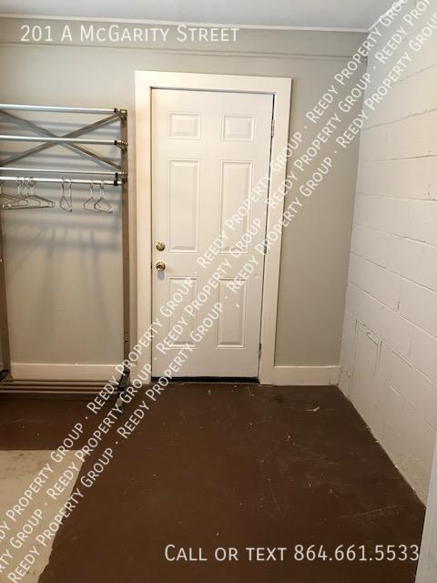 Building Photo - 201 McGarity St
