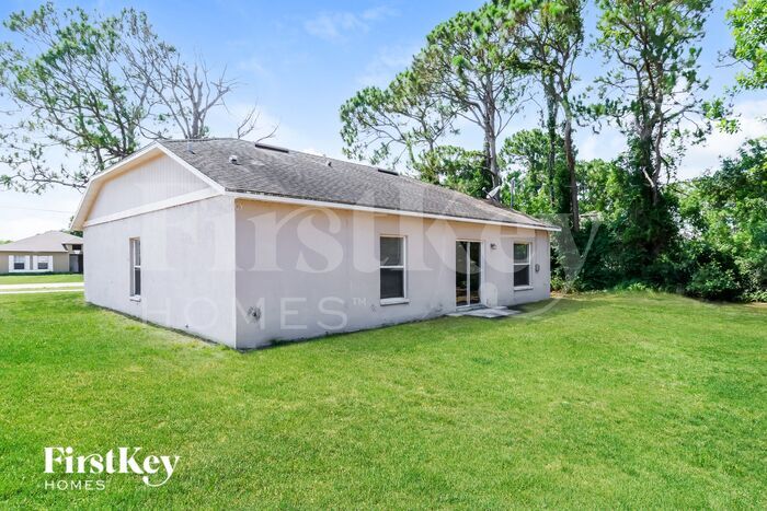 Building Photo - 1163 Schumann Dr