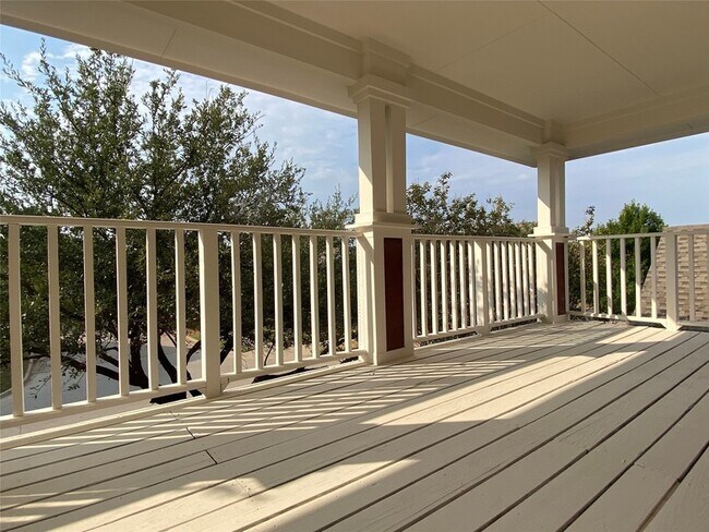 Building Photo - 9895 Cedarcrest Dr