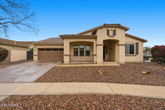 Building Photo - 3374 E Phelps St