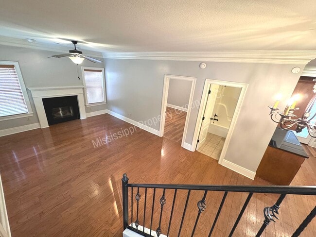 Building Photo - 3BR/3BA For Rent