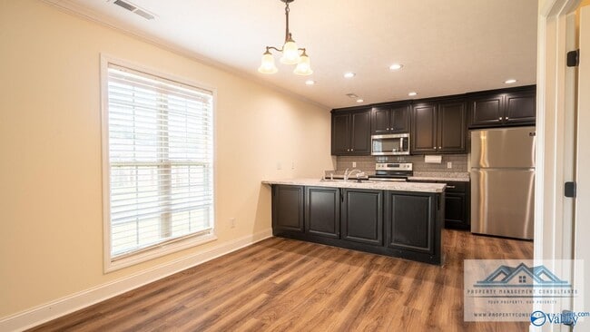 Building Photo - 19227 Racheals Loop