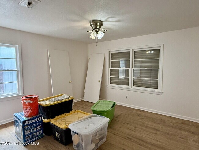 Building Photo - 4316 31st St