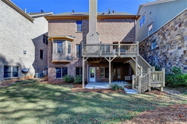 Building Photo - 11636 Parkside Ave