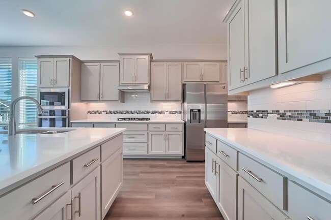 Building Photo - 133 White Steppe Way