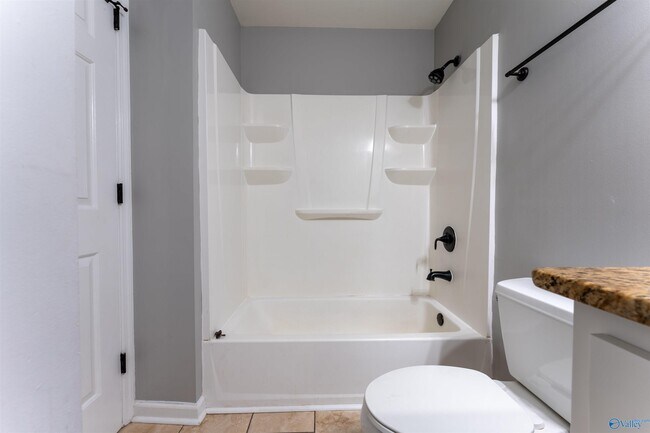 Building Photo - 104 Westminster Way