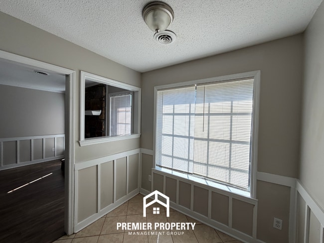 Building Photo - 7143 Markim Dr