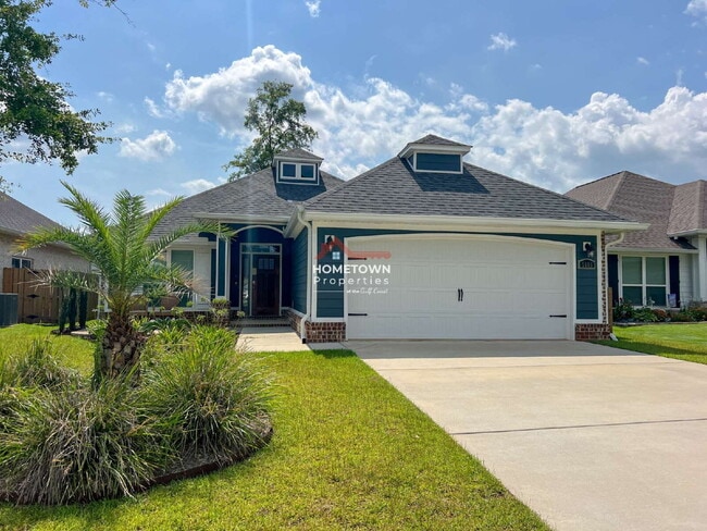 Primary Photo - Furnished 3-Bed Oasis on Dunridge Drive wi...