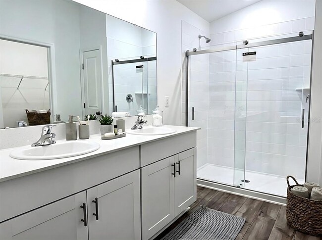 Building Photo - 4711 Rolling Lk Ln