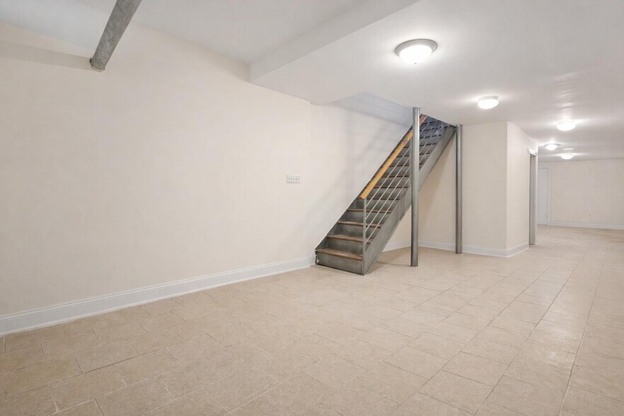 Building Photo - 270 Fort Washington Ave